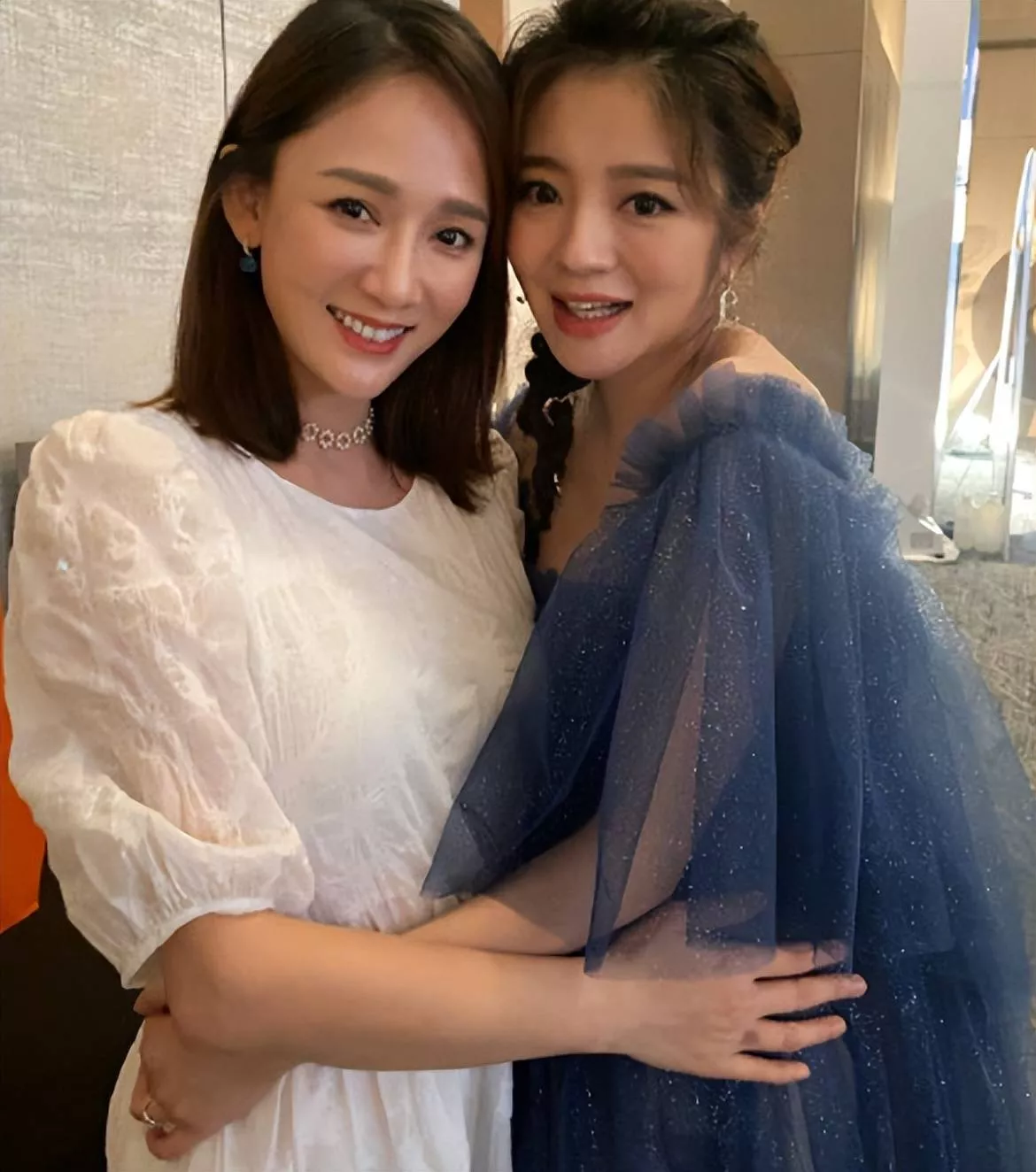 安以轩“消失2年”低调现身陈乔恩婚礼,真实状况曝光
