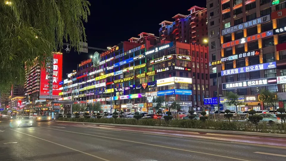 越来越多的高档酒店,开到了县城