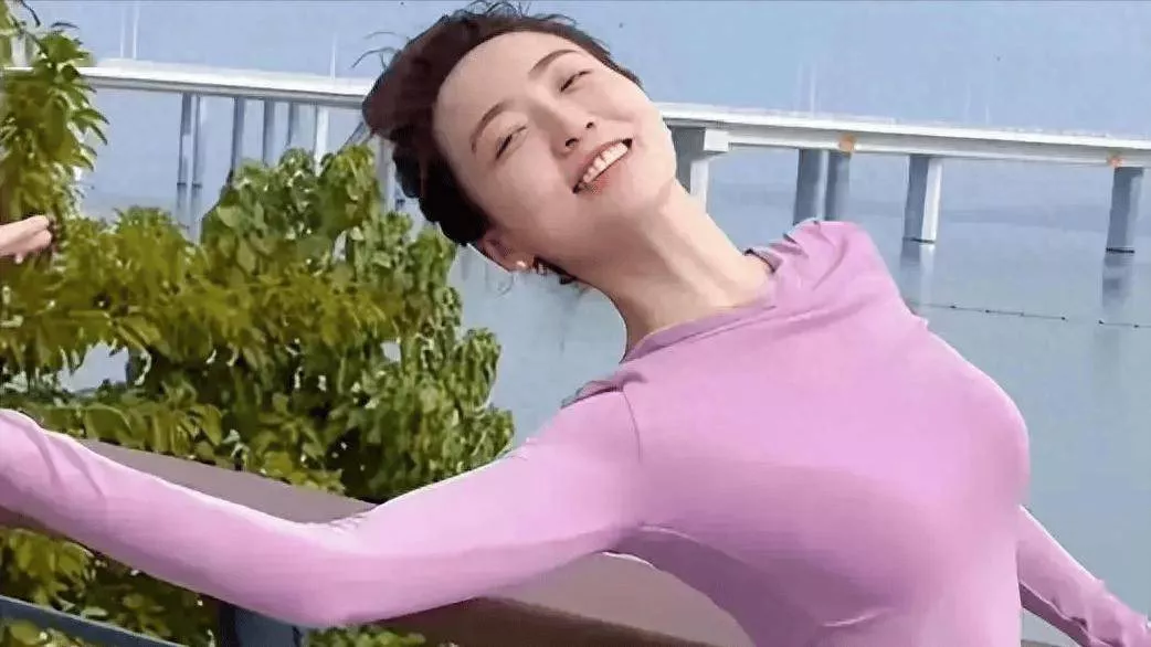 恒大歌舞团长白珊珊,居然嫁给了这个男人