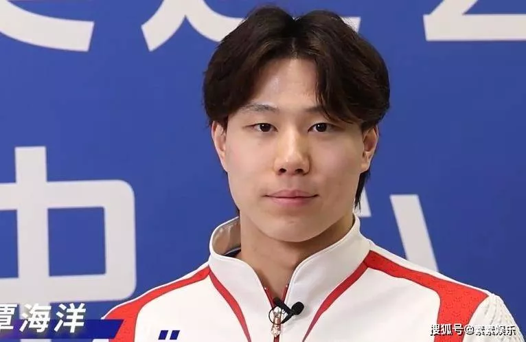 覃海洋爸爸开战,妈妈曾向未婚妻下跪磕头