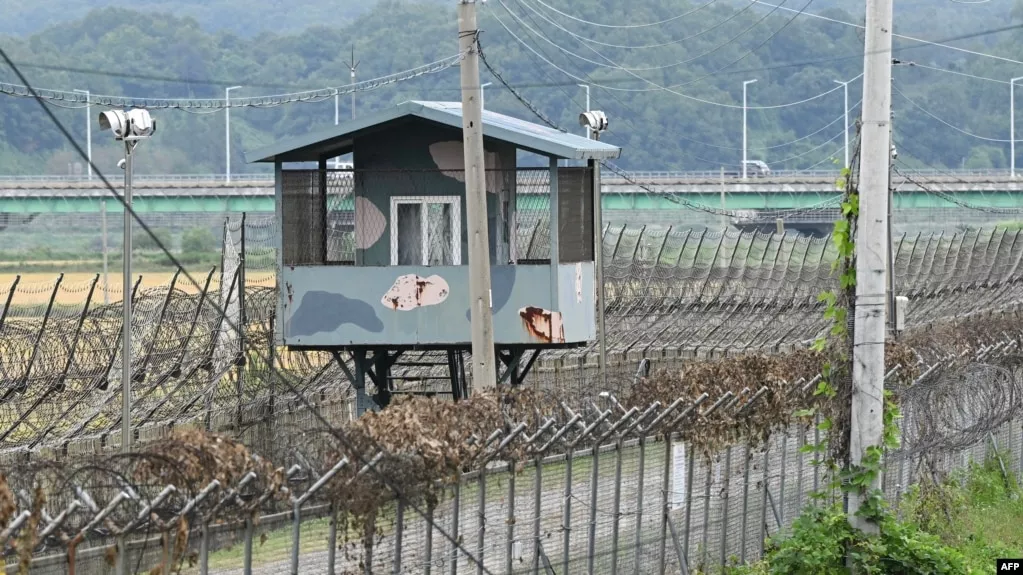 韩国军方:朝鲜正准备炸毁与韩国相连的道路