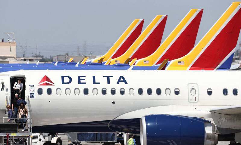 达美航空宣布,该公司决定从15日起暂停往返纽约甘迺迪机场(JFK Airport)与以色列特拉维夫之间的航班,预计暂停时间至2025年3月31日。(法新社资料照) 达美航空宣布,该公司决定从15日起暂停往返纽约甘迺迪机场(JFK Airport)与以色列特拉维夫之间的航班,预计暂停时间至2025年3月31日。(法新社资料照)
