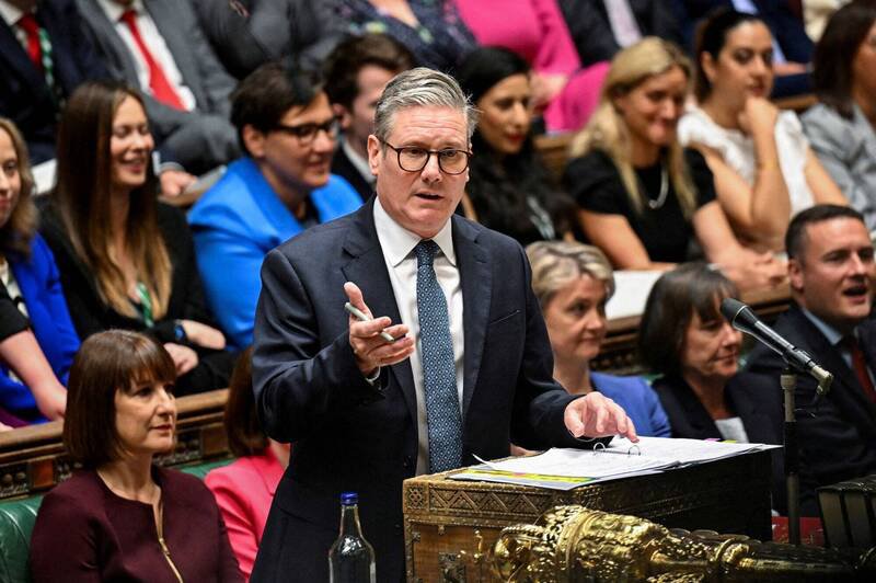 英国首相施凯尔(Keir Starmer)16日表明,会在台湾、香港议题上坚守立场「挑战北京」。(路透资料照) 英国首相施凯尔(Keir Starmer)16日表明,会在台湾、香港议题上坚守立场「挑战北京」。(路透资料照)