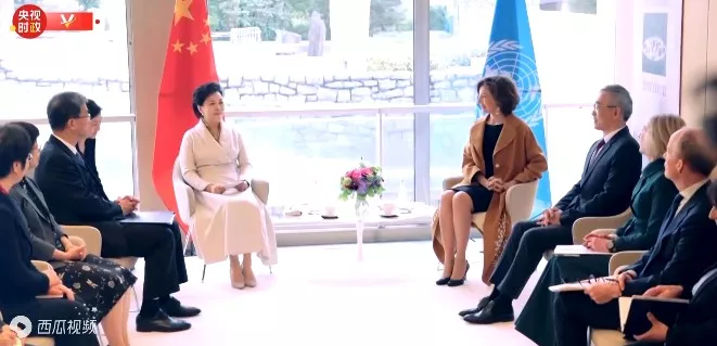 罕见露面,彭丽媛正逐渐摆脱第一夫人的角色