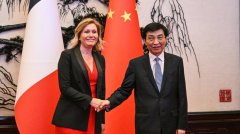 法国议长访华：有望解决“酒换车”贸易冲突