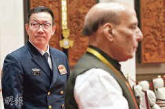 印度防长示好中国？