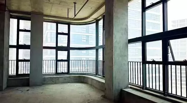 他们终于赢了官司，却成钱房两空大冤种