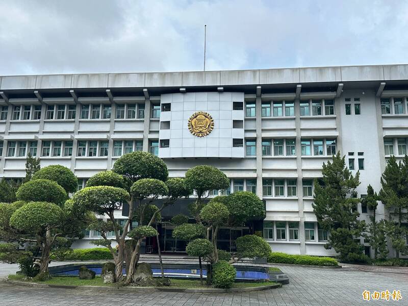 法务部调查局今日发布人事异动,徐国祯将接任副局长。(记者吴升儒摄) 法务部调查局今日发布人事异动,徐国祯将接任副局长。(记者吴升儒摄)