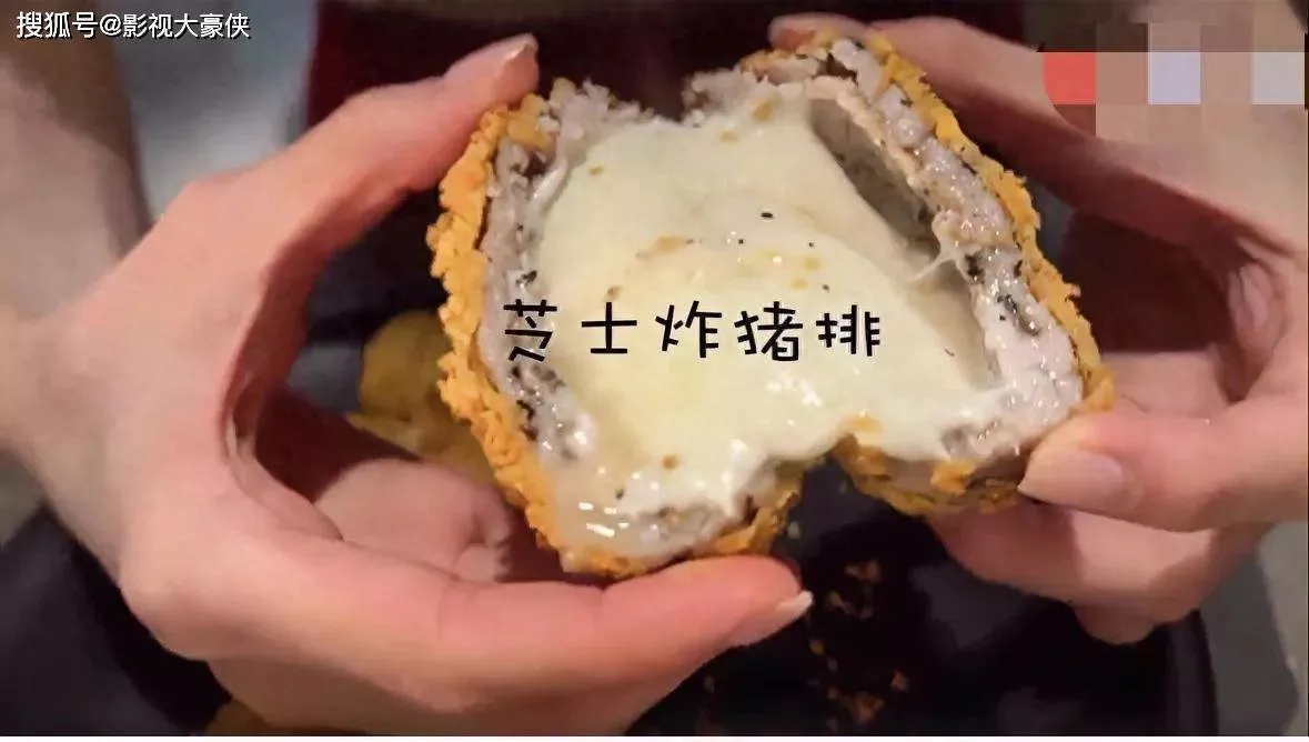 黄磊女儿下厨给妹弟做饭，乖巧又懂事