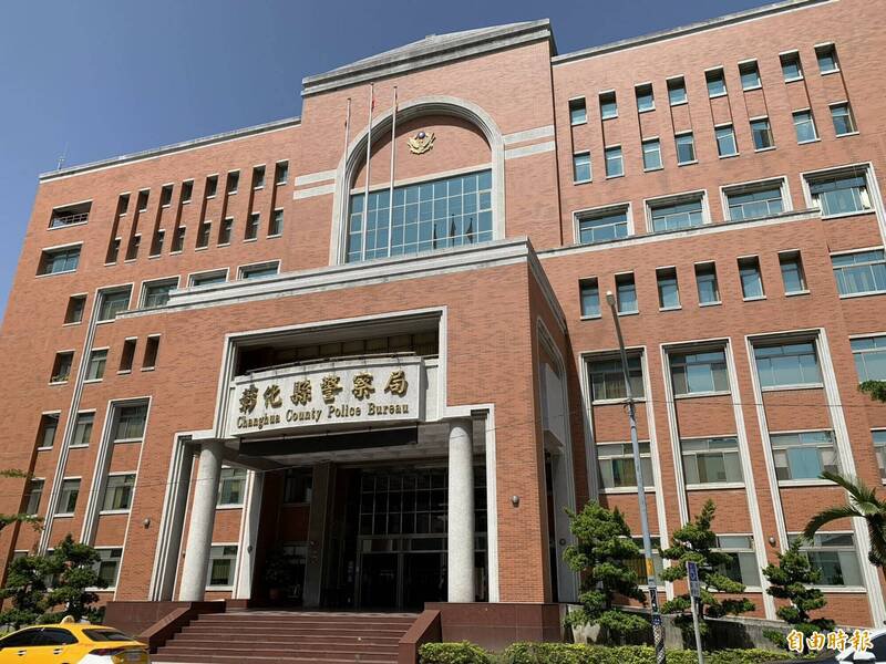 彰化县警局公关科长林呈祥提前退休,接任人选至少有4人浮出台面。(记者汤世名摄) 彰化县警局公关科长林呈祥提前退休,接任人选至少有4人浮出台面。(记者汤世名摄)