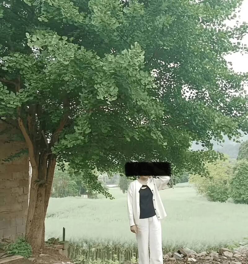 被害15岁女子生前照片。(图撷自搜狐新闻) 被害15岁女子生前照片。(图撷自搜狐新闻)