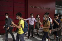观光热潮是“香港人口重置”前奏