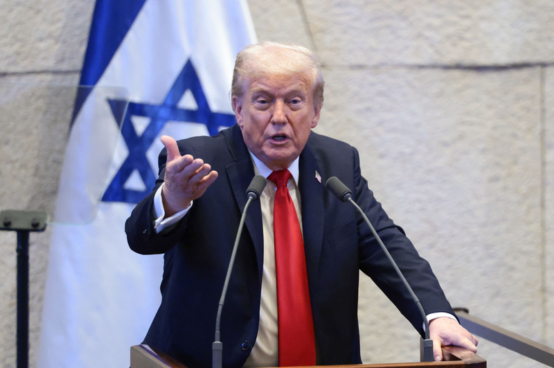 川普在以色列议会发表谈话。（法新社）