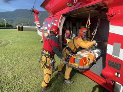 双十连假南投5起山难陆空救援 消防3架次直升机、35人疲于奔命