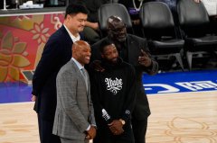 45岁姚明笑称「可领NBA养老金」上热搜！金额曝光羡煞网友