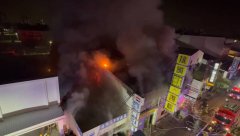 台南仁德连栋铁皮工厂凌晨火警  2人获救1人送医