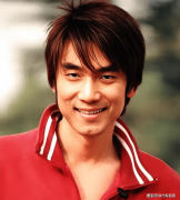 林依轮：一婚娶美女歌手，二婚娶健美冠军，如今55岁身家过亿生活幸福