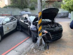 毒驾无牌车拒检遭开2枪 越男失控自撞电杆龟山警破窗逮人