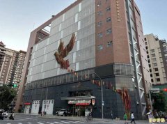 女学生「西门町大楼」被设计群殴霸凌！竟因网路吵架遭5女楼梯间痛殴