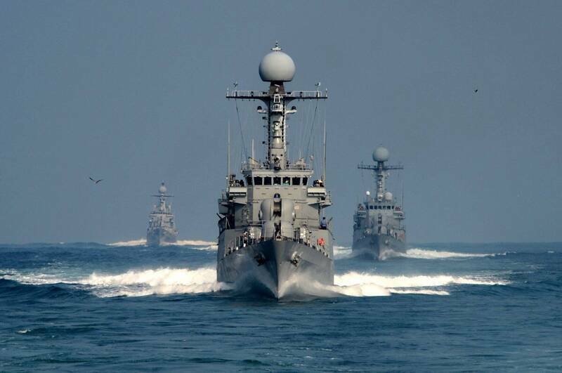 南韩海军舰艇在黄海巡弋。示意图。（欧新社档案照）