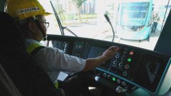 淡水轻轨驾驶室遭「绿魔光」照射 警清查逮精神恍惚毒鸳鸯