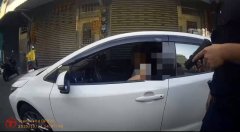 公亲变事主!大寮警持枪处理家庭纠纷 爆气呛民记申诫