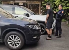 物流司机被当车手上铐喊冤 屏警:逮捕现行犯有疑义可申诉