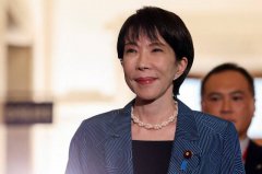 「SANA活」正烧!高市早苗圈粉日年轻女性 爱用钢珠笔也热卖