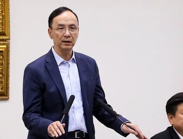 期勉郑丽文 朱立伦：当国民党主席最重要是要任谤