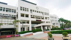 熊抱、捏脸国小女生 水泥工性骚判刑3月