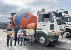 防范大型车肇事 台南白河警宣导列车开进混凝土厂