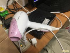 拿「裸身替小三吹头照」控夫出轨 逆转判妻败诉