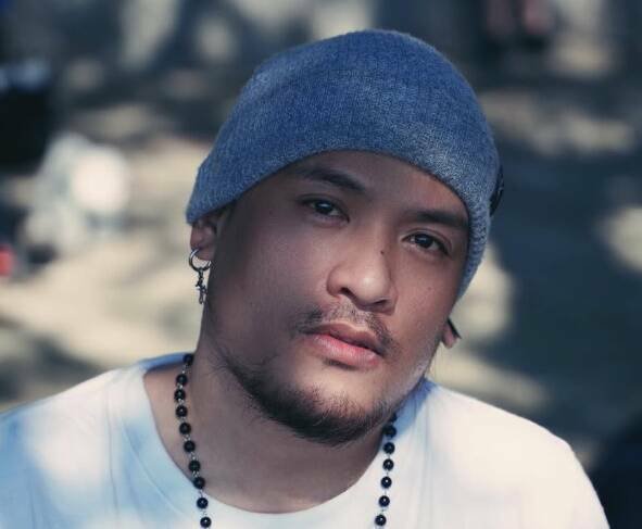 乐团《救赎方舟》主唱阿利克去年搭建舞台不幸坠落身亡，北检今对相关人员依罪起诉。（翻摄自IG）