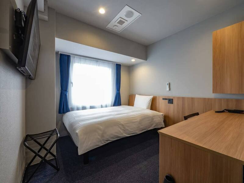 有网友疑惑，日本连锁商务饭店东横INN房间很小，为什么却常在日旅版看到住宿心得。（图撷取自@ToyokoINN_JP社群平台「X」）