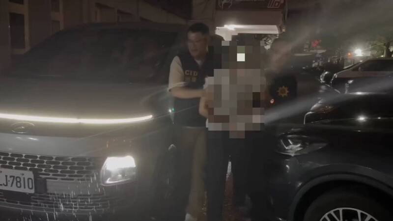 洗劫珊瑚妈祖珠宝的陈嫌落网。（警方提供）