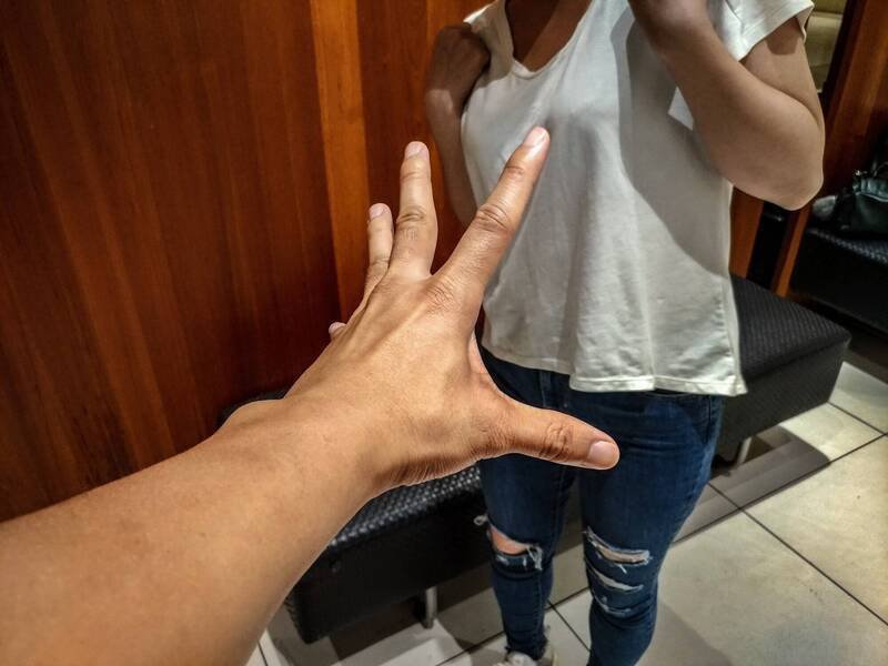 基隆市中古车商陈姓老板假借替他捡车内手机，猥亵外籍女看护下体，被法院判处1年10月徒刑。示意图。（资料照）