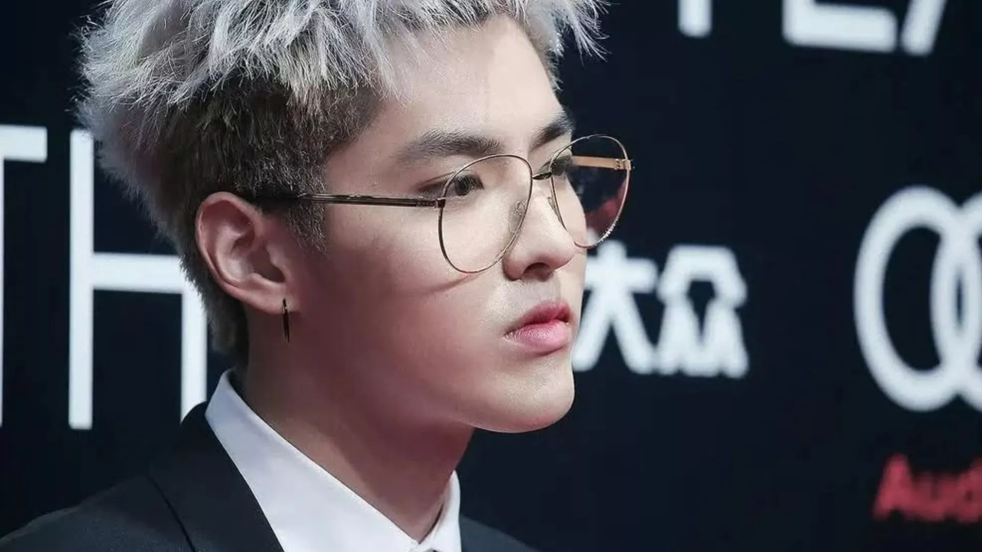 吴亦凡被传绝食身亡甚至“遭狱友性侵致死” 涉事照疑为加工假图