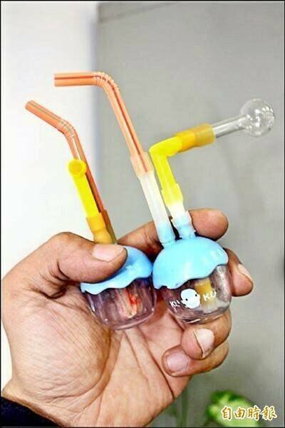 高雄一对父母长期当著儿女面前吸毒，害他们身体长期充斥毒品。示意图（资料照）