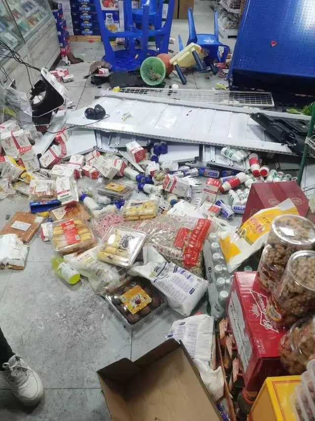 男子遭殴打后持刀刺死两打人者 一审被判死刑 法院给出这理由