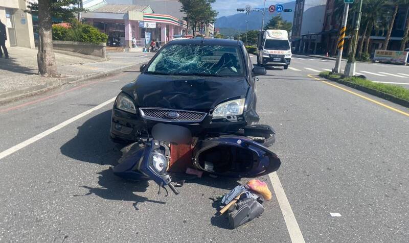转弯机车与直行车发生碰撞造成一死。（警方提供）