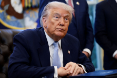 川普又骂台湾「抢走」晶片生意  她猜可能与罗唯仁有关！