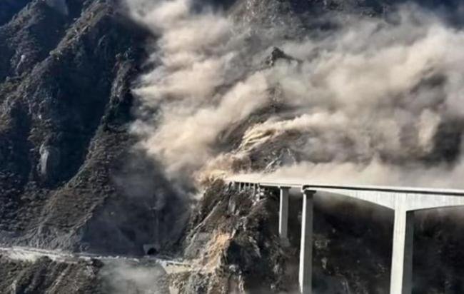 特大桥轰然垮塌，基建神话后的巨大黑洞！