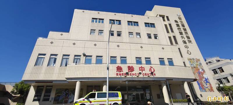 老翁送丰原医院急救仍回天乏术。（记者张轩哲摄）