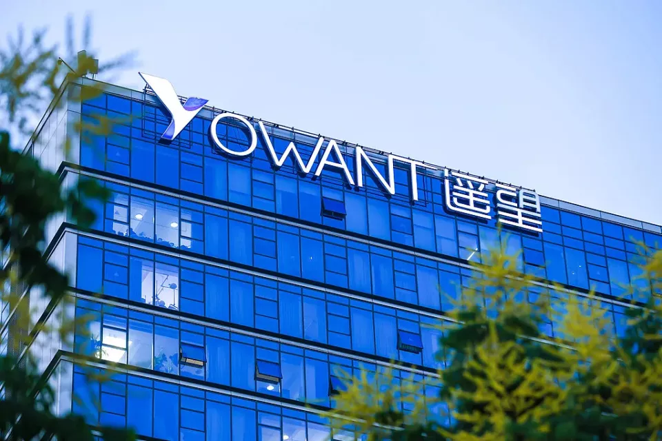 手握70位明星，但它却亏了34亿