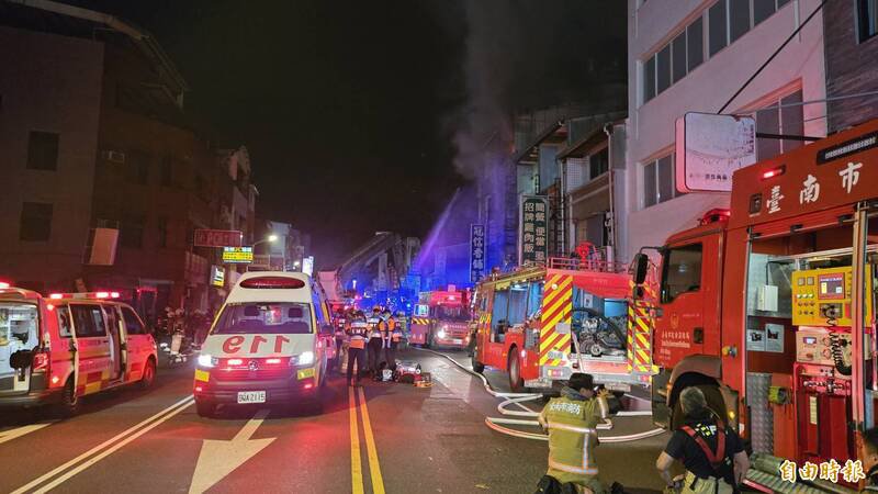 南市消防分队长疑遭境外吸金平台吸收，拉同事投资。（记者王捷摄）