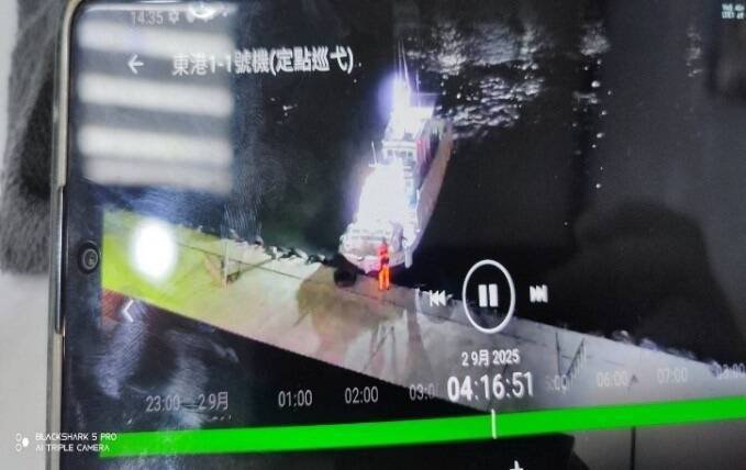 杨姓枪手从屏东东港偷渡。（民众提供）