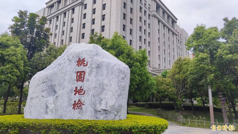 不满桃客司机打学生，62岁男为学生出口气恐吓司机遭检方起诉。（记者谢武雄摄）