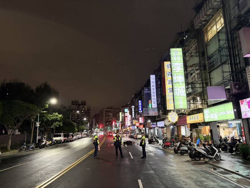 图为车祸现场。（记者吴仁捷翻摄）