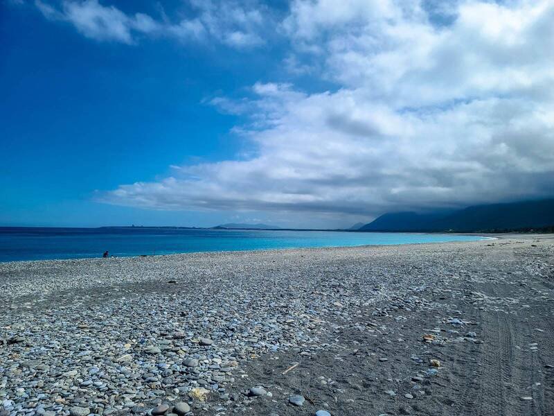 曼波海滩位于花莲新城乡。（图由花莲县政府观光资讯网）
