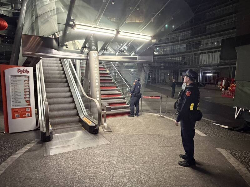 新竹市警局今年春节连假期间，结合AI巡防与机动派出所，双管齐下守护地方治安。（竹市府提供）